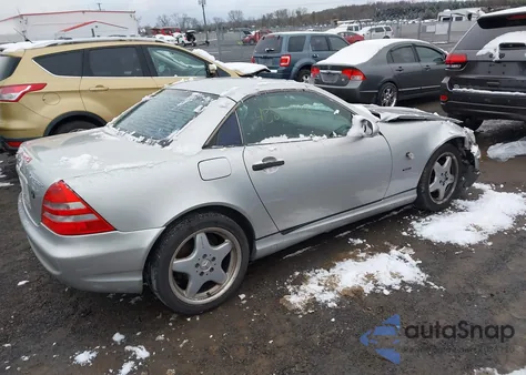 2000 Mercedes-Benz Slk 230 Kompressor из США, поврежденный, VIN WDBKK47F1YF160173
